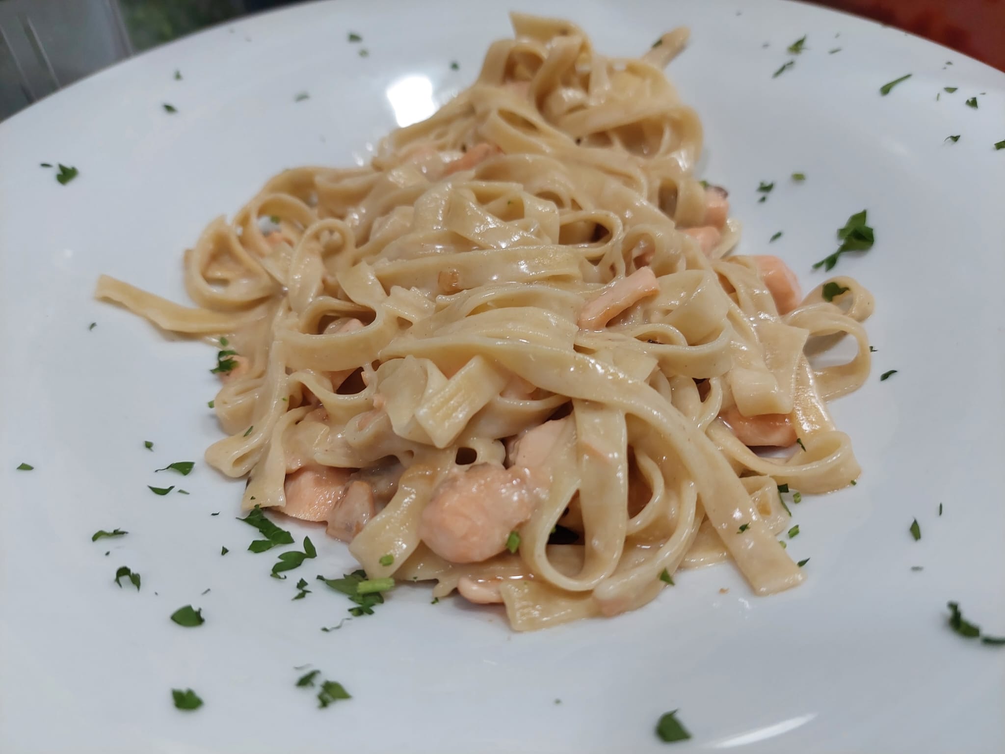 Fettuccine Salmon